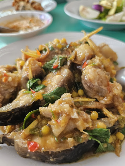 ร้านอาหารต้องตา อ่าวอุดม