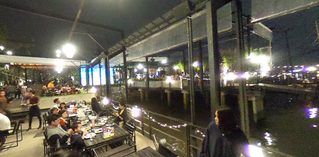 Comentarii opinii despre River Wine Restaurant&Karaoke