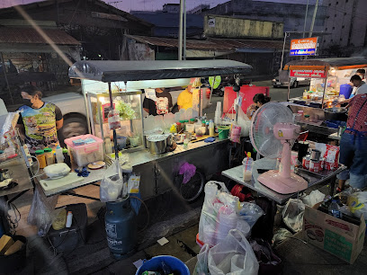 ไอศกรีมโต๊ะแดงนครสวรรค์