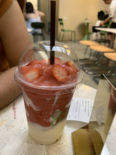 99 ถ. เยาวราช ตำบลตลาดเหนือ อำเภอเมืองภูเก็ต ภูเก็ต 83000