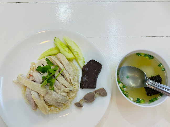 Comentarii opinii despre ราชาไก่ตอนสาขา2