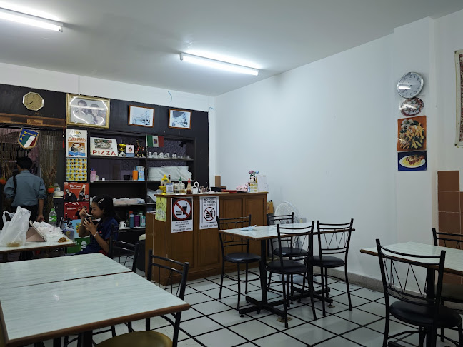 62 8 ถนน รัษฎา ตำบลตลาดใหญ่ อำเภอเมืองภูเก็ต ภูเก็ต 83000