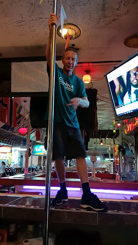 Nans' Bar - การบริการอาหารและที่พัก