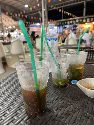 2FA Classic Car Bar Cocktail - การบริการอาหารและที่พัก