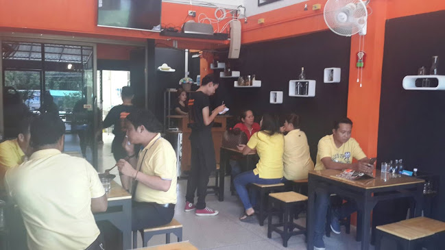 ร้านเนื้อกะเตี๋ยว กระเพราป่า - การบริการอาหารและที่พัก