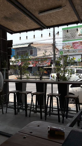 Uncle Toma's by Bakeology