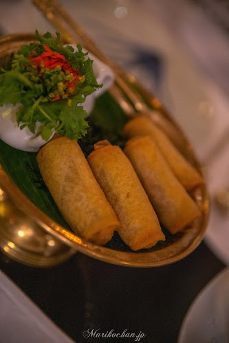 Blue Elephant - การบริการอาหารและที่พัก