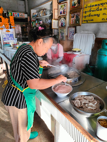 Opinii despre ก๋วยเตี๋ยวผิน-ผิน în อำเภอเมืองพะเยา - การบริการอาหารและที่พัก