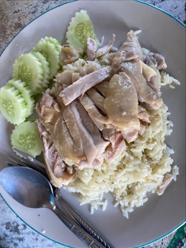 ขนมจีนป้าน้อย - การบริการอาหารและที่พัก