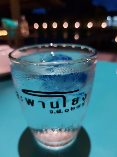 Opinii despre ร้านสะพานโยง จ.ศ. ๑๒๗๙ în อำเภอเมืองนครปฐม - การบริการอาหารและที่พัก