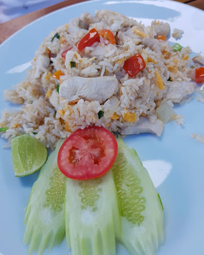 ร้านอาหารบ้านชมวิว - การบริการอาหารและที่พัก