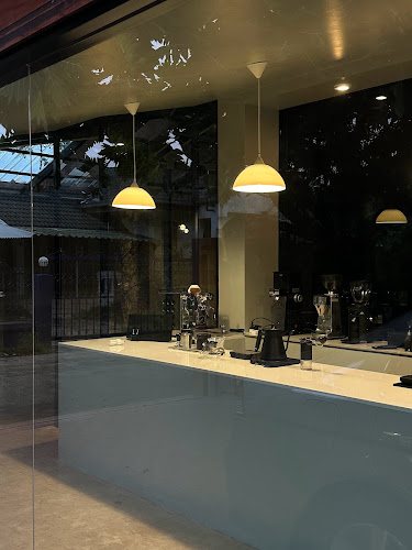 Awakening.cafe - เมือง