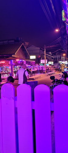 Opinii despre T.J.Bar în อำเภอบางละมุง - การบริการอาหารและที่พัก