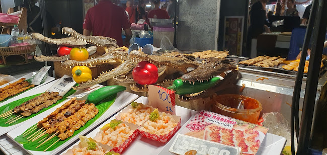 Comentarii opinii despre ตลาด street food on the beach ซอยจอมเทียน 16