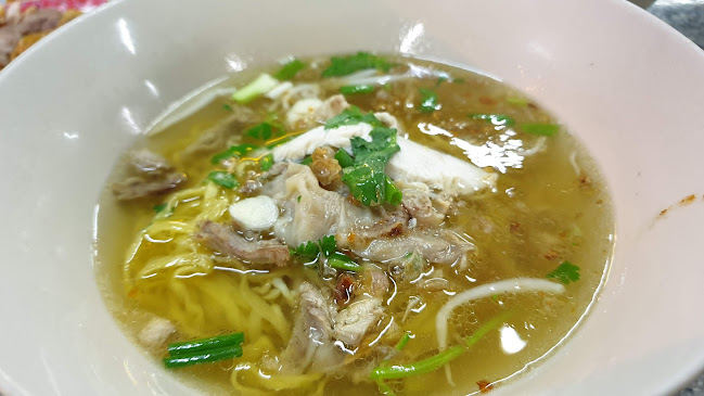 ก๋วยเตี๋ยวไก่ติงลี่