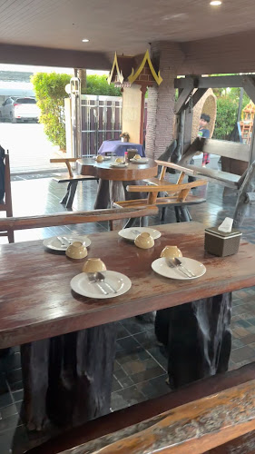Opinii despre ร้านอาหารแสงทองโภชนา în อำเภอหาดใหญ่ - การบริการอาหารและที่พัก