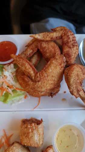 Opinii despre ร้านสะพานโยง จ.ศ. ๑๒๗๙ în อำเภอเมืองนครปฐม - การบริการอาหารและที่พัก