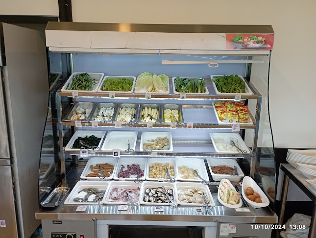 2 ถ. เทพกระษัตรี ตำบล ศรีสุนทร อำเภอถลาง ภูเก็ต 83110