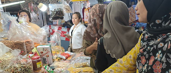 Opinii despre Big Market Hatyai (Plaza Market) în อำเภอหาดใหญ่ - การบริการอาหารและที่พัก