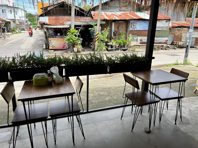 Tiew Pai Deng - การบริการอาหารและที่พัก