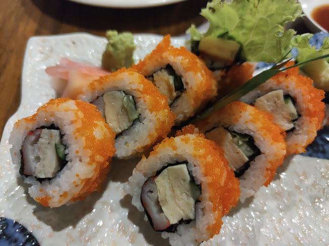 โทโมดาจิ - การบริการอาหารและที่พัก