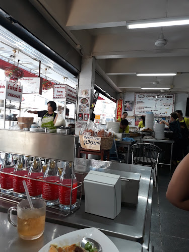 Opinii despre ขาหมูเมืองทอง în อำเภอปากเกร็ด - การบริการอาหารและที่พัก