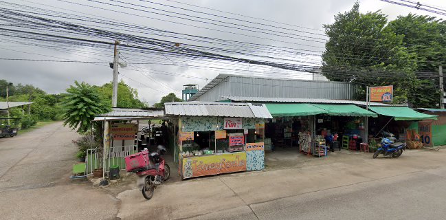 ก๋วยเตี๋ยวไก่ตุ๋นบุฟเฟ่ต์-ข้างวัดป่าศรัทธารวม