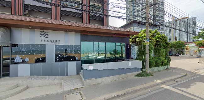 Sea Side Jomtien Beach Restaurant