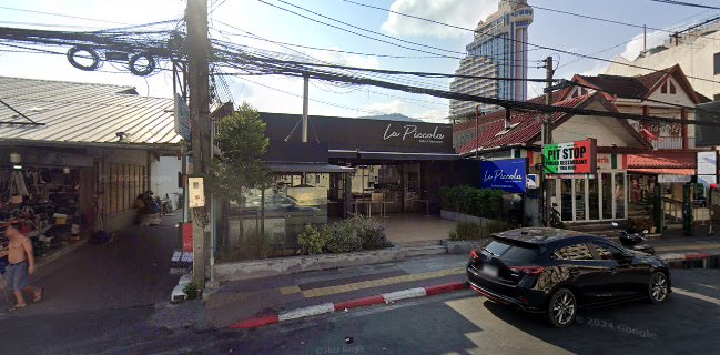 ลา พิคโคล่า คาเฟ่ แอนด์ เรสเตอรรอง