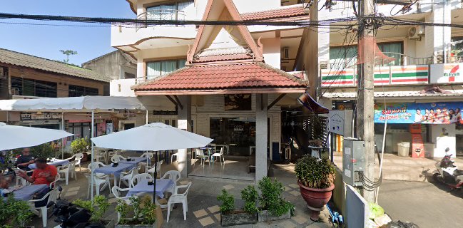 Cafe Lavazza Lukkan Mansion