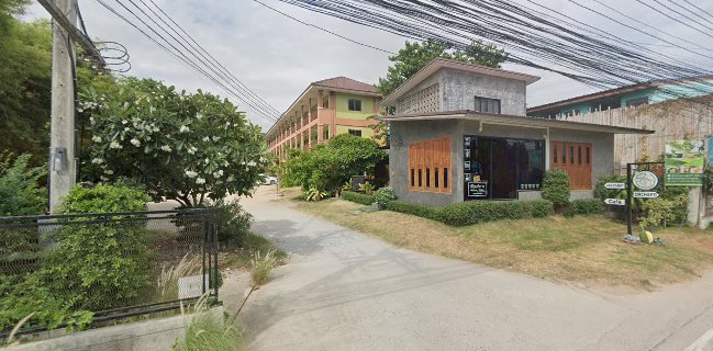 บ้านคุณตาลอฟท์คาเฟ่ @แหลมฉบัง