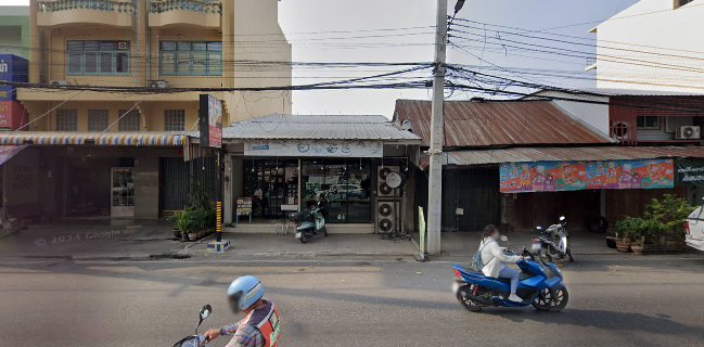 Opinii despre Famoso Cafe&Restaurant în อำเภอเมืองนครปฐม - การบริการอาหารและที่พัก