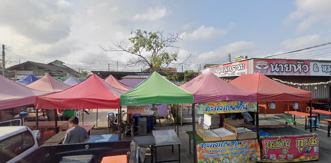 ตลาดนัดเรือบิน