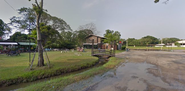 ร้านสะพานโยง จ.ศ. ๑๒๗๙ - การบริการอาหารและที่พัก