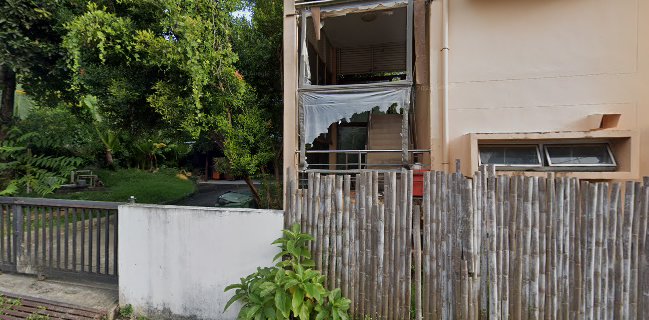 ไวบส์ แอท ราไวย์ บีช