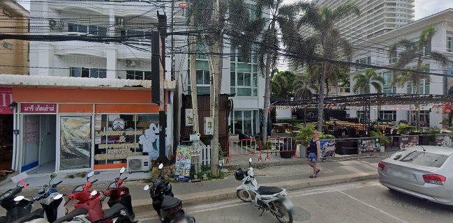 Opinii despre DEE BEACH PUB & RESTAURANT în อำเภอบางละมุง - การบริการอาหารและที่พัก