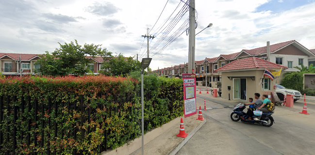 ร้านอิ่มเปา ขนมเบื้อง