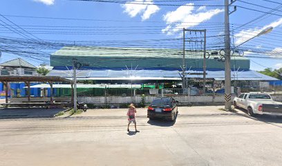 ตลาดเอื้อมนาเกลือ