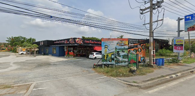 Light House Café ถนนพุทธสาคร