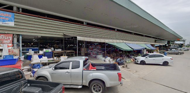 Opinii despre ศรีนวล ตลาดทะเลไทย în เมือง - การบริการอาหารและที่พัก