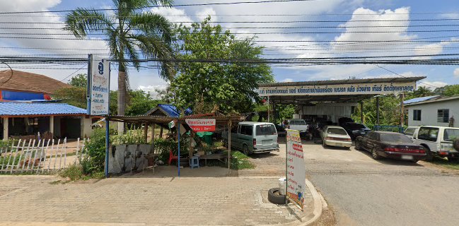 ไส้กรอกหมูหน้าการไฟฟ้า