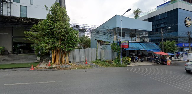 ร้านคุณปื๊ดเย็นตาโฟปลาหมึก