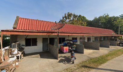 โต๊ะแดง