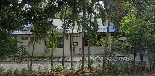 Khao Phra Cafe & Eatery