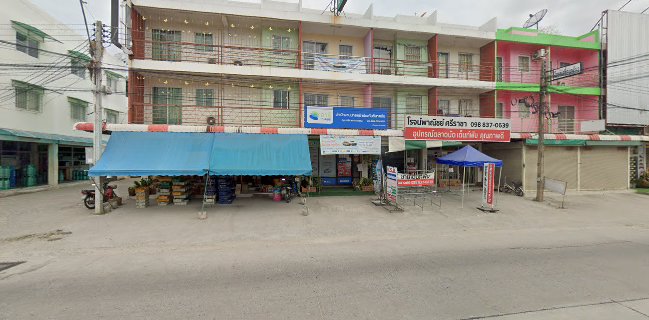 Opinii despre โรจน์พาณิชย์ สาขาศรีราชา โครงเหล็ภกตพลาดนัด เต็นท์พับ în ศรีราขา - การบริการอาหารและที่พัก