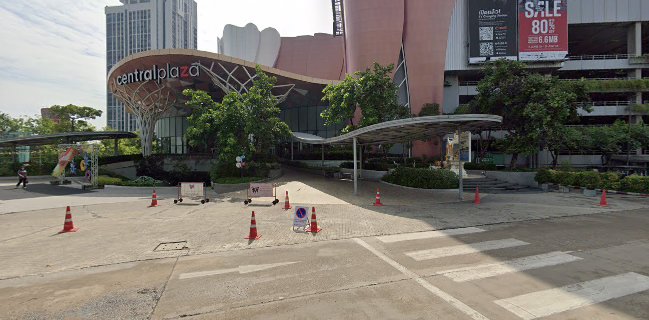 French Kitsch Café - Central Korat Store