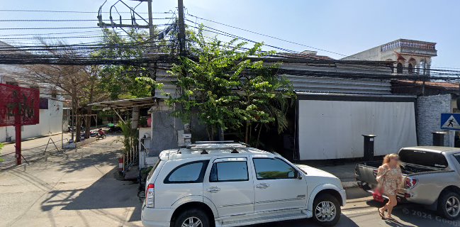 ร้านหมูทอด อ๊อดแอดราไวย์